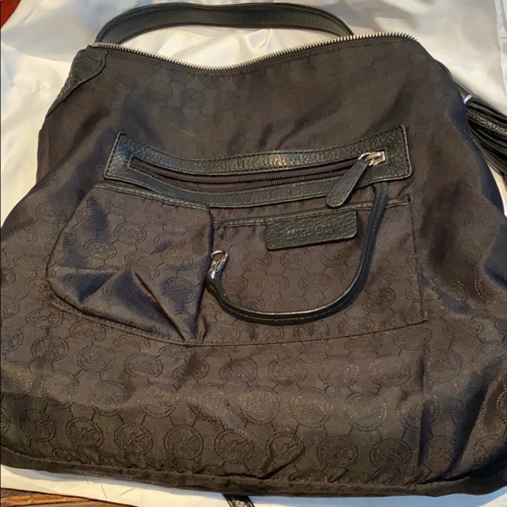 Hobo Bag by Michael Kors, black leather - Picture 5 of 8